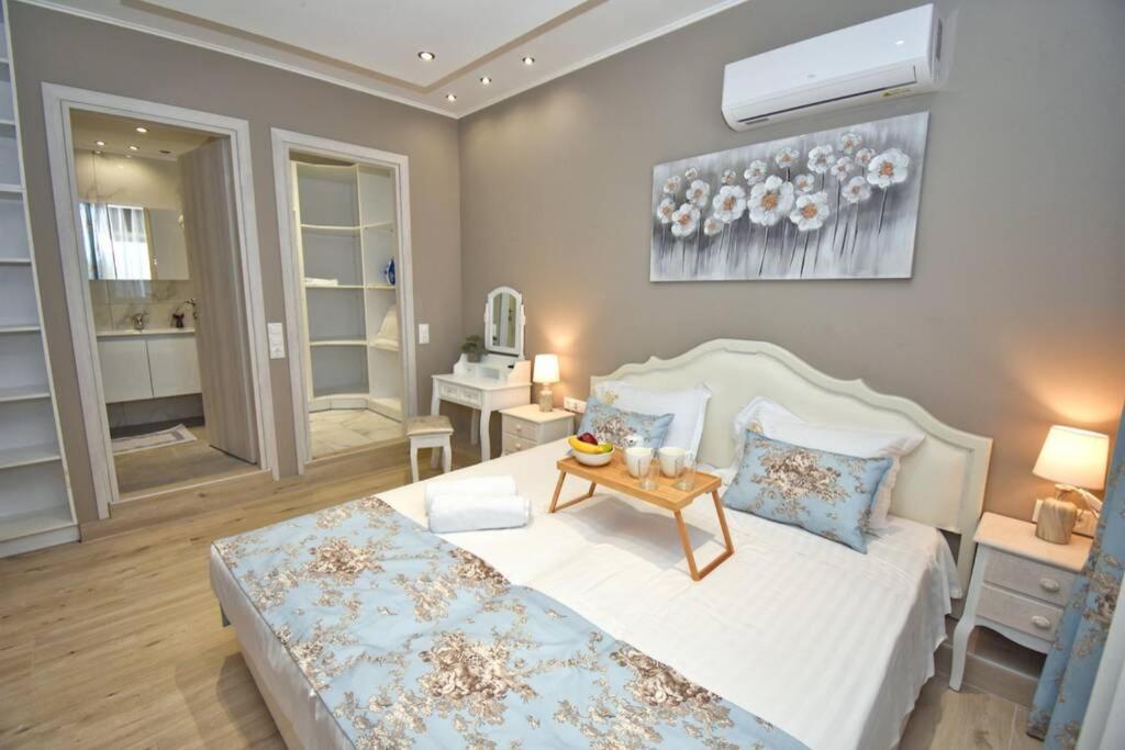 Casa Tramonto Beach View อากิออส กอร์ดิออส ภายนอก รูปภาพ