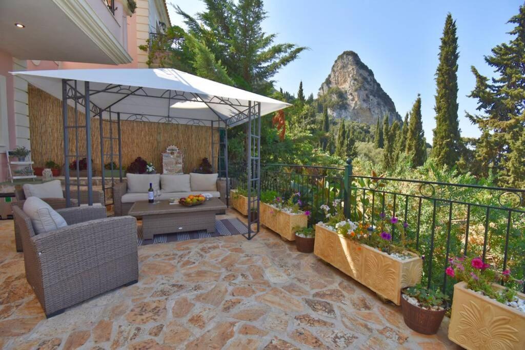 Casa Tramonto Beach View อากิออส กอร์ดิออส ภายนอก รูปภาพ