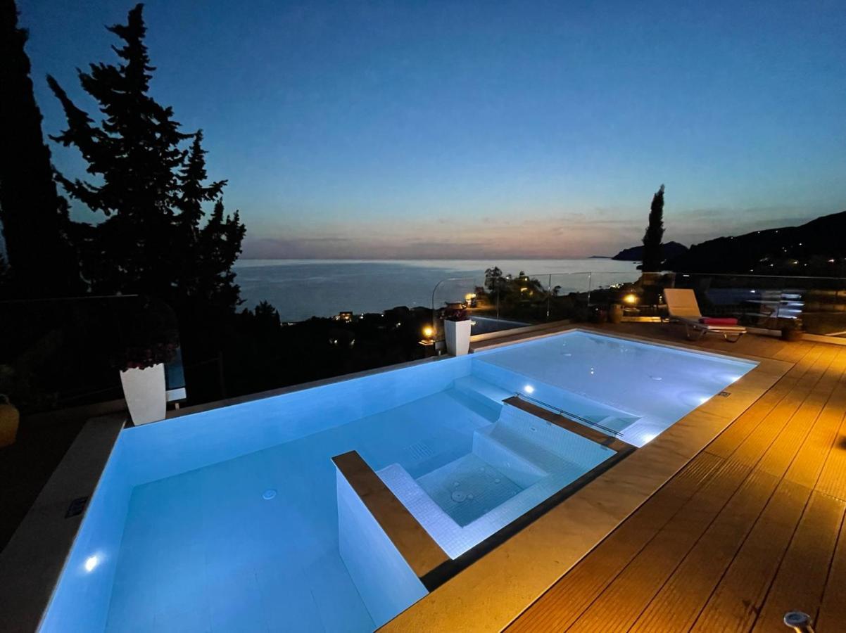 Casa Tramonto Beach View อากิออส กอร์ดิออส ภายนอก รูปภาพ