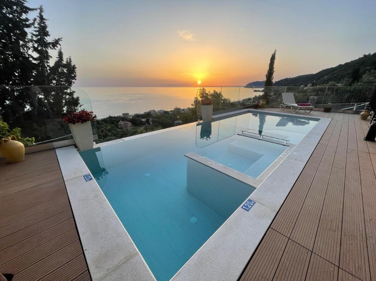 Casa Tramonto Beach View อากิออส กอร์ดิออส ภายนอก รูปภาพ
