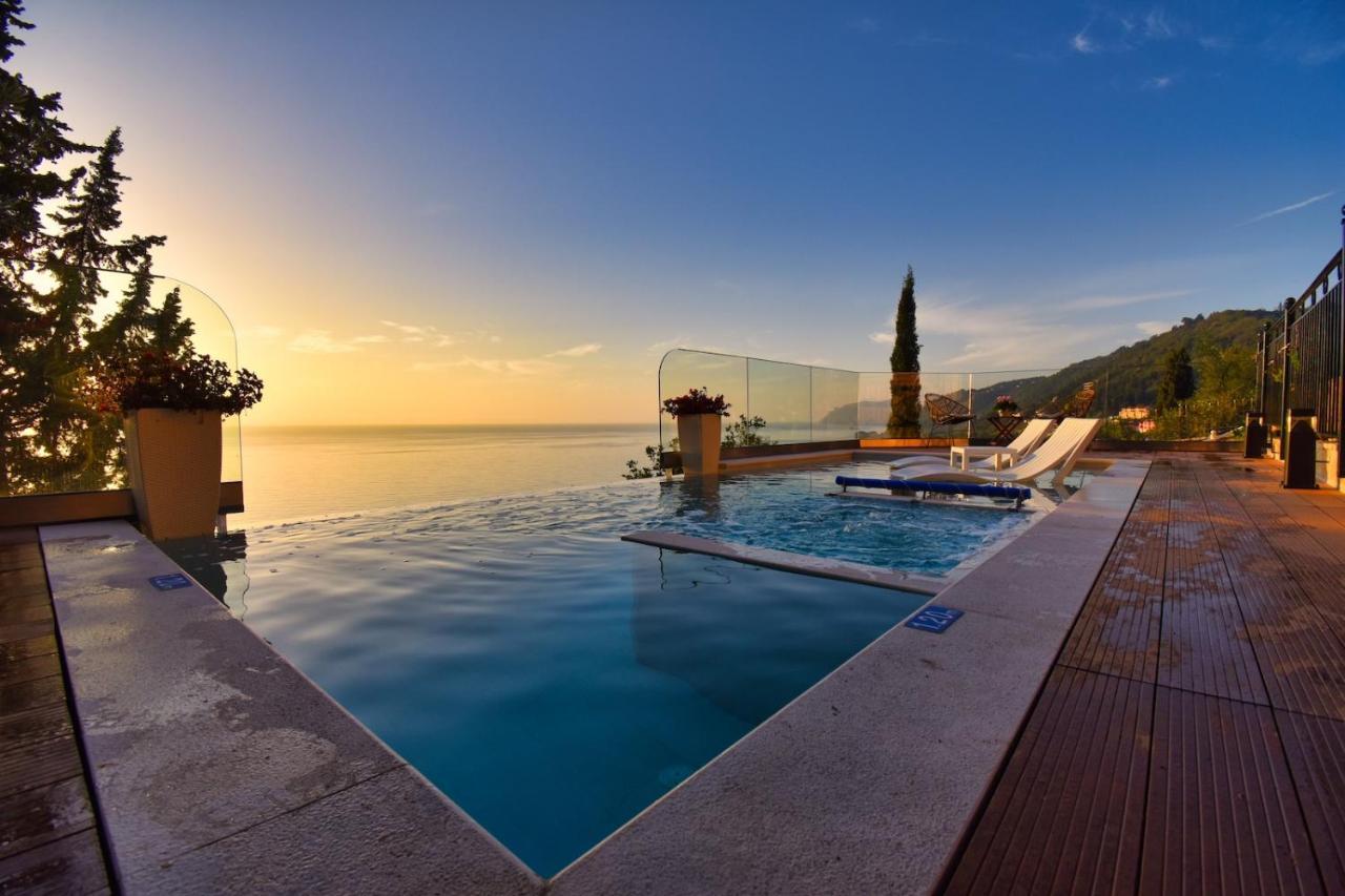 Casa Tramonto Beach View อากิออส กอร์ดิออส ภายนอก รูปภาพ